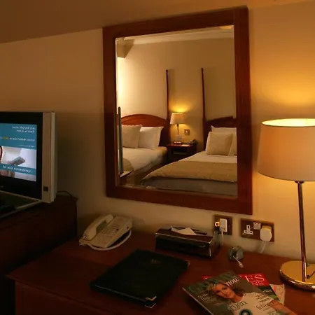 Hotel Westwood 4*